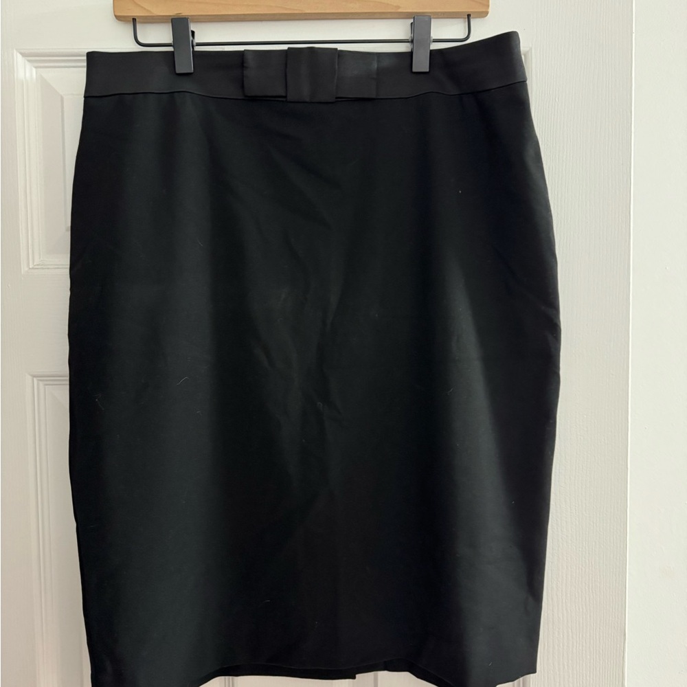 Ann Taylor Classic Black Pencil Skirt